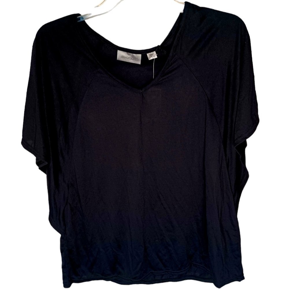 Avenue Black Top Size 14/16 NWT